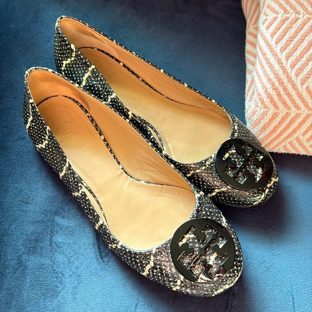Tory Burch Black and Cream Women's Flats